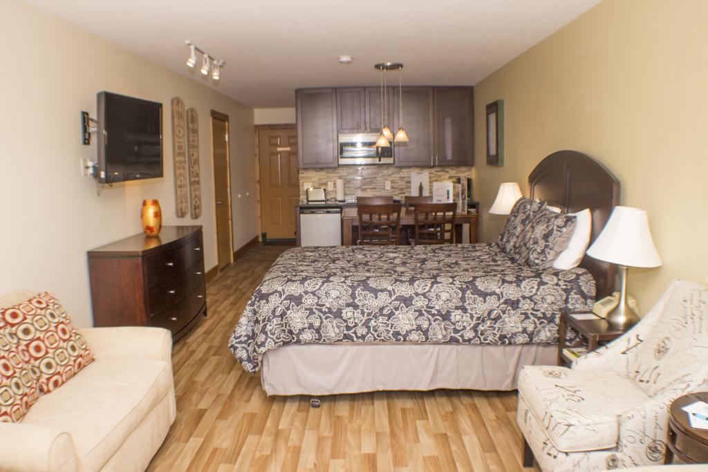 Hôtel Marina Cay à Bigfork Extérieur photo